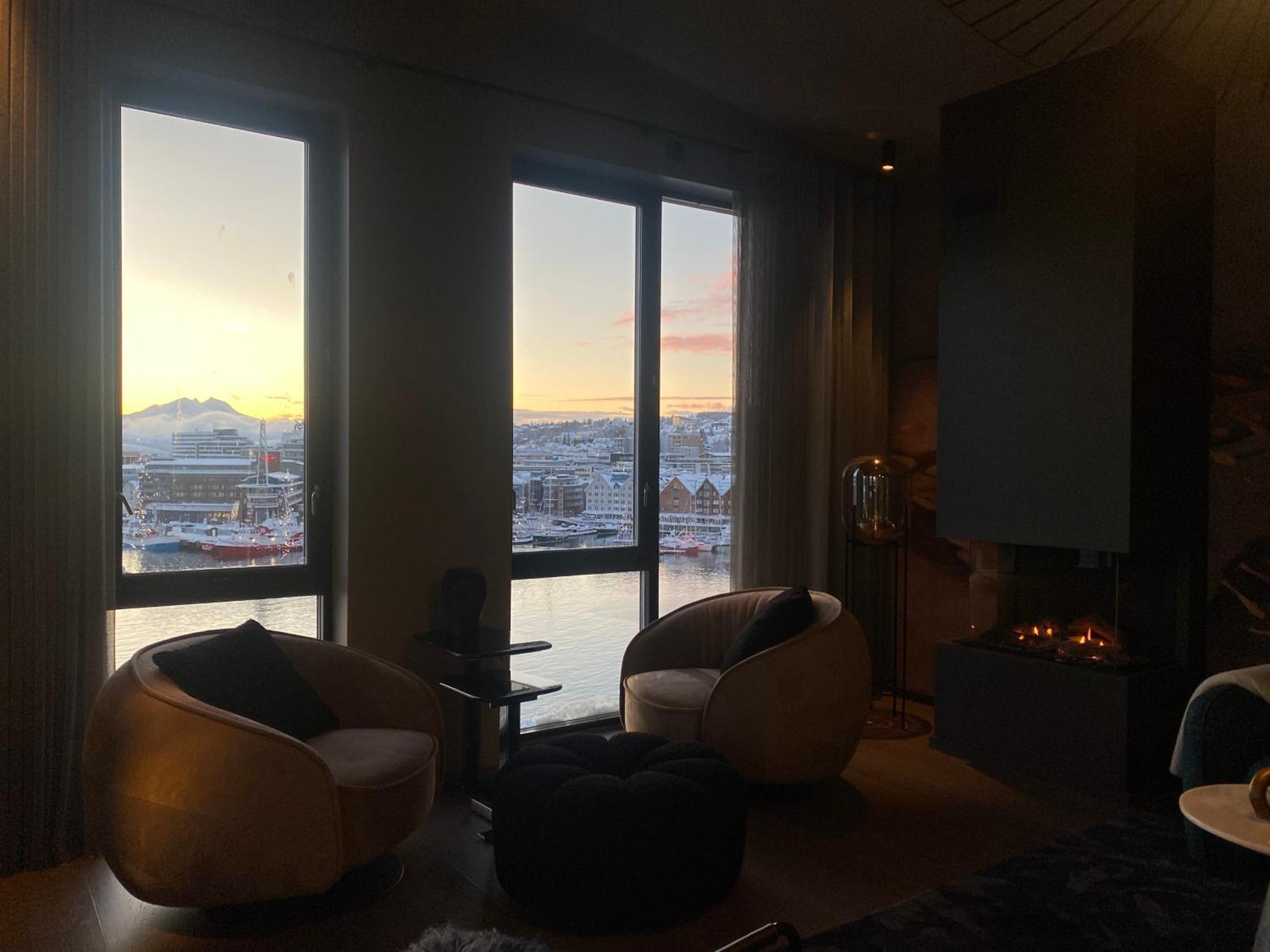 Vindlys Luxury Penthouse Apartment Тромсё Экстерьер фото