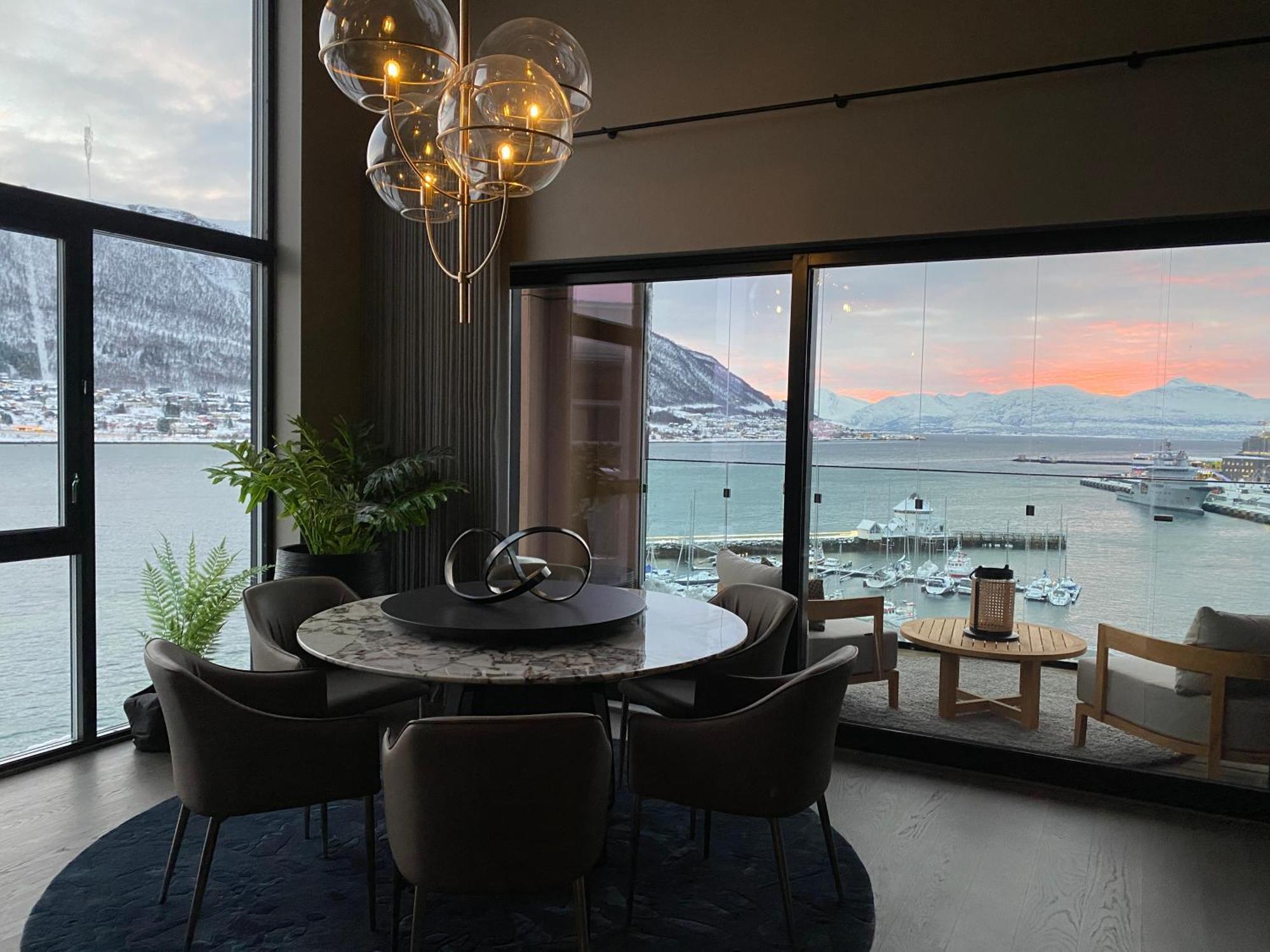 Vindlys Luxury Penthouse Apartment Тромсё Экстерьер фото